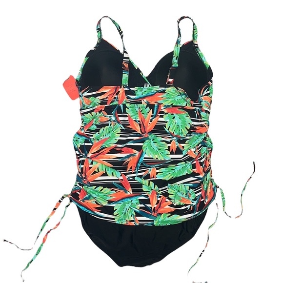 St John’s Bay Swimsuit Tropical One Piece Plus 20W New - Picture 3 of 7